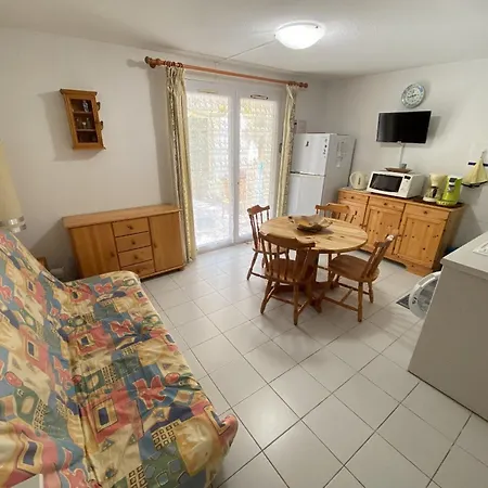Pavillon 6 Pers, A 70m Plage, 2 Chambres, Parking - Fr-1-781-58 * Valras-Plage