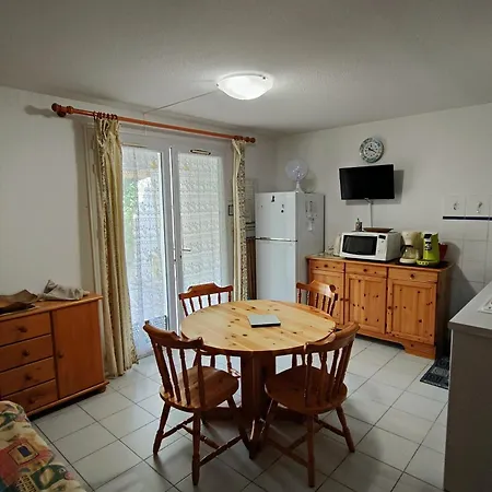 Pavillon 6 Pers, A 70m Plage, 2 Chambres, Parking - Fr-1-781-58